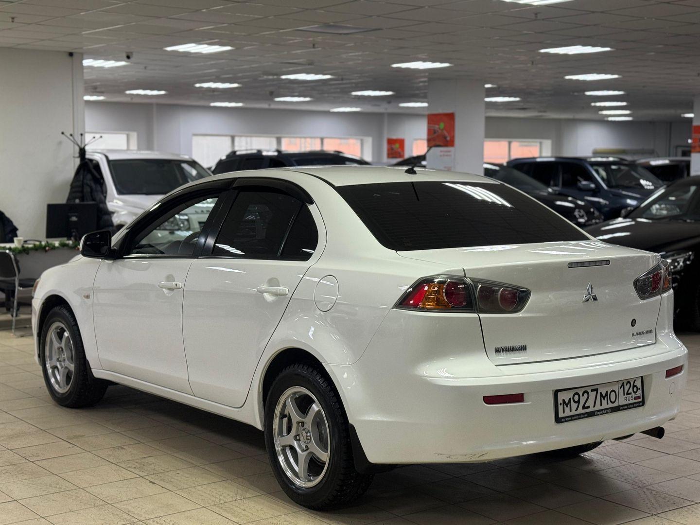 Mitsubishi Lancer