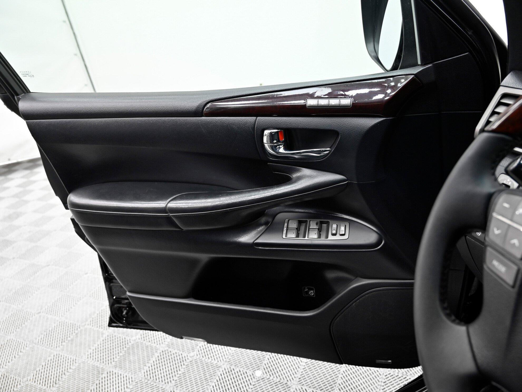 фото автомобиля 12
