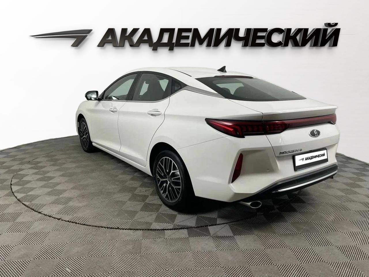 фото автомобиля 3