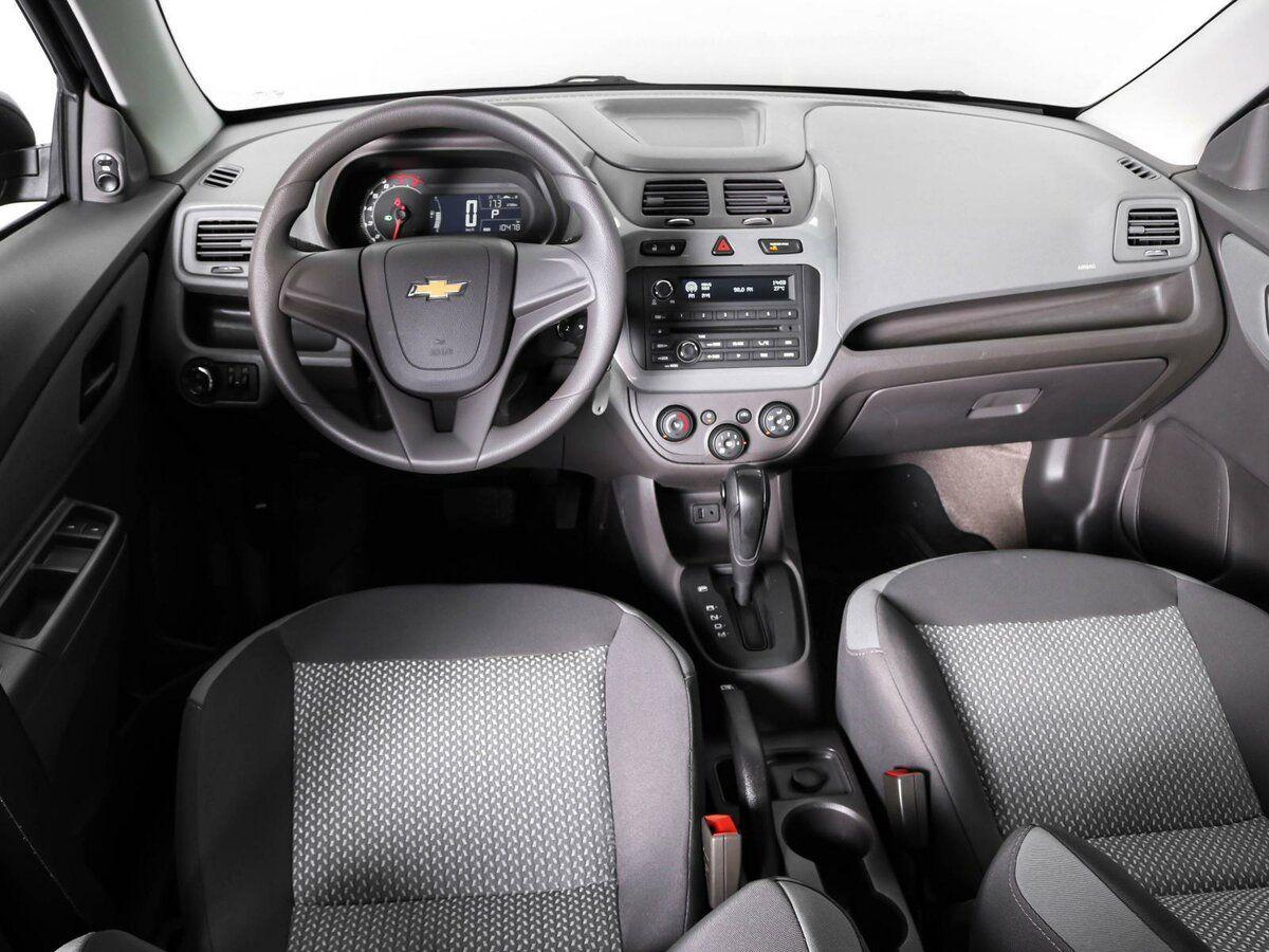 Chevrolet Cobalt, 2022