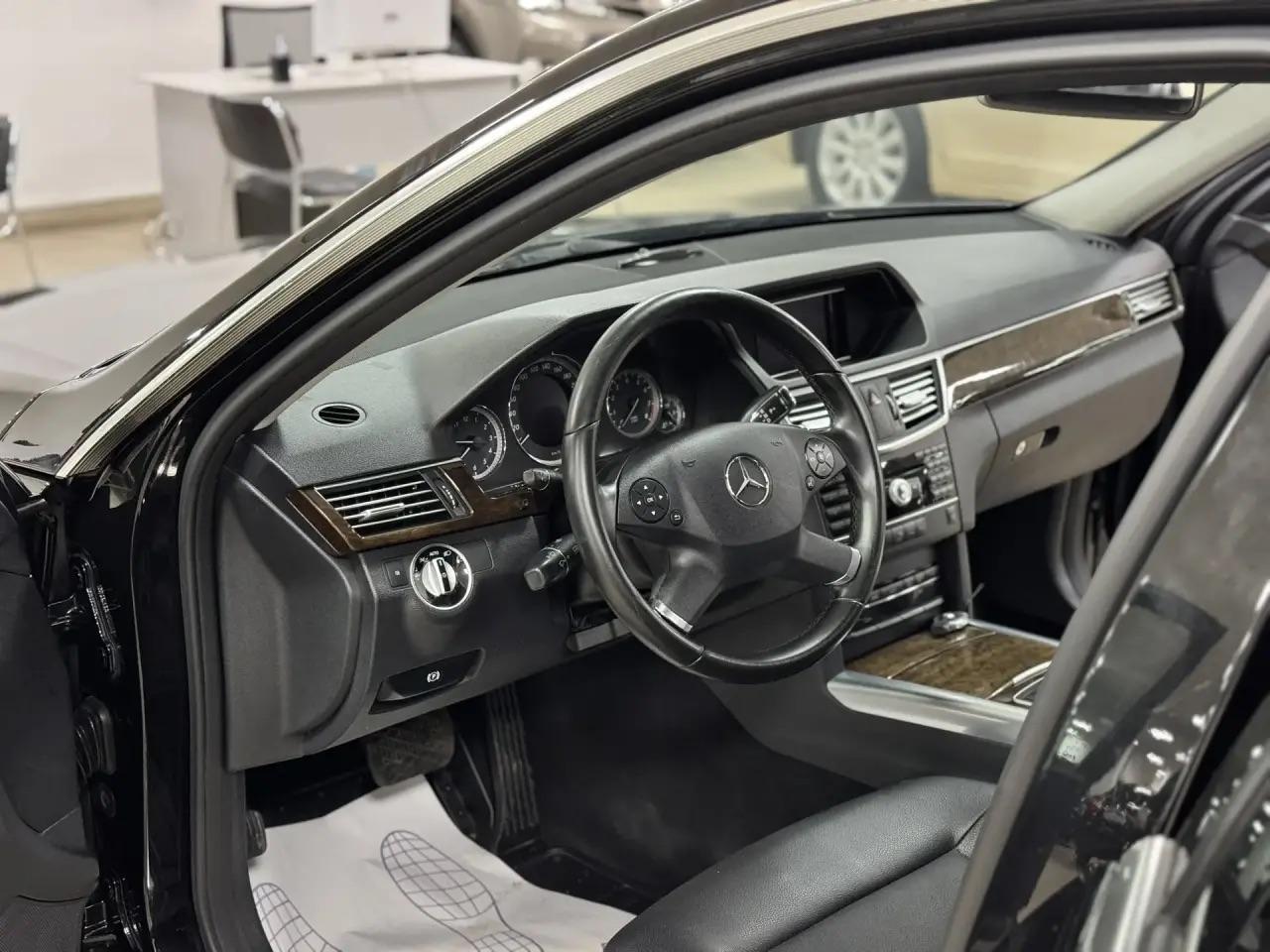 Mercedes-Benz E-Класс