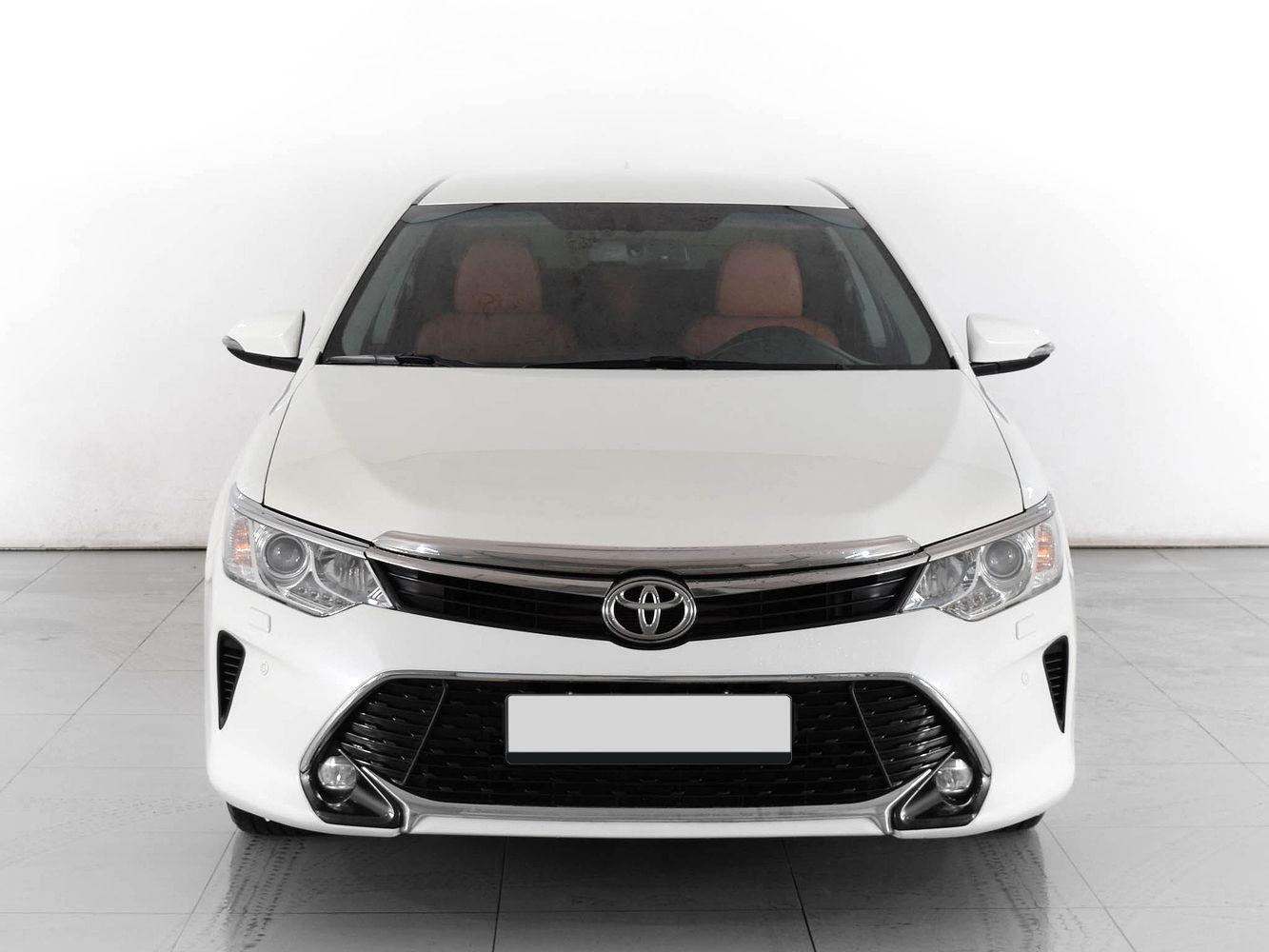 Toyota Camry, 2017