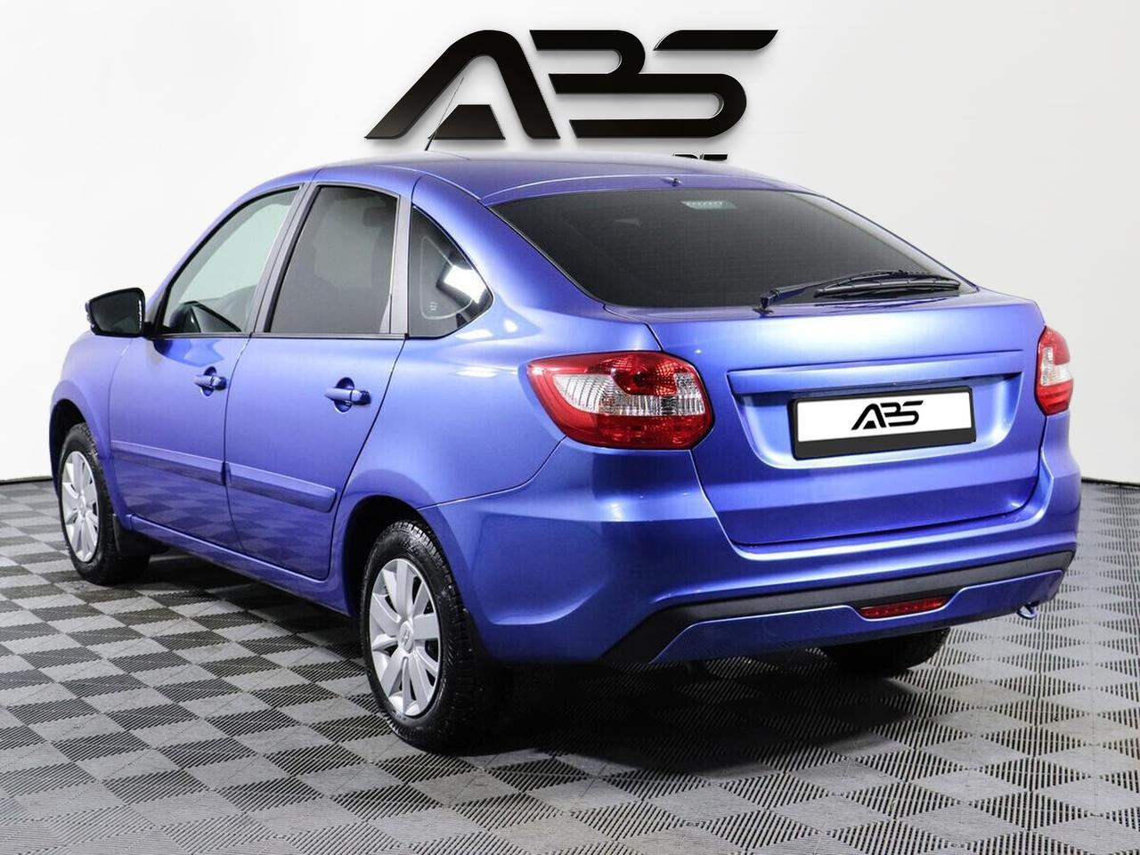 фото автомобиля 3
