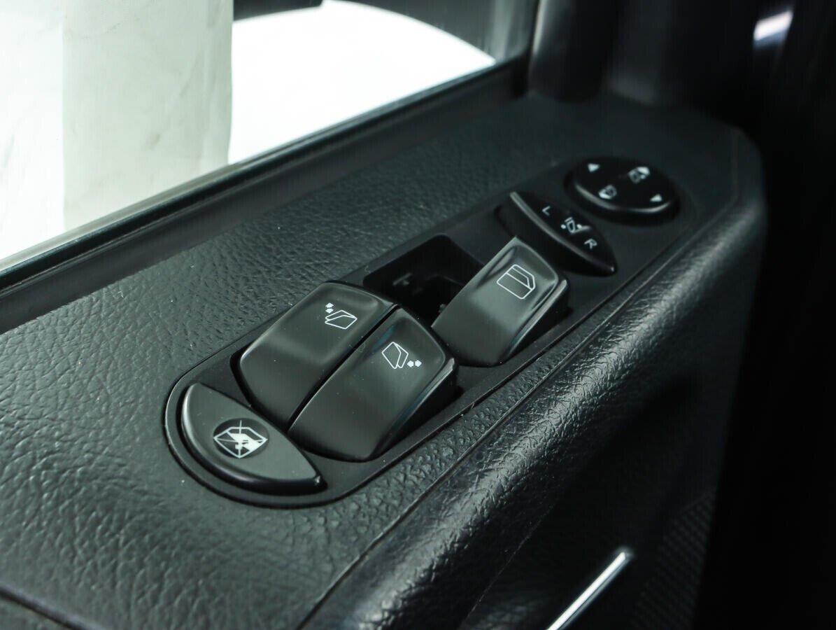 фото автомобиля 12