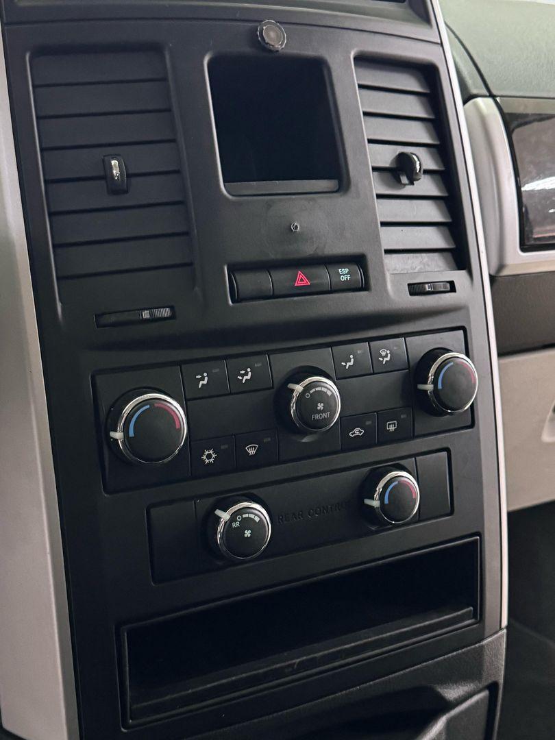 Dodge Caravan