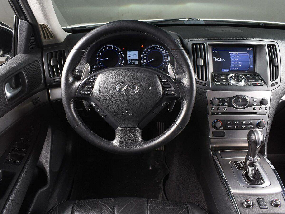 Infiniti G, 2012
