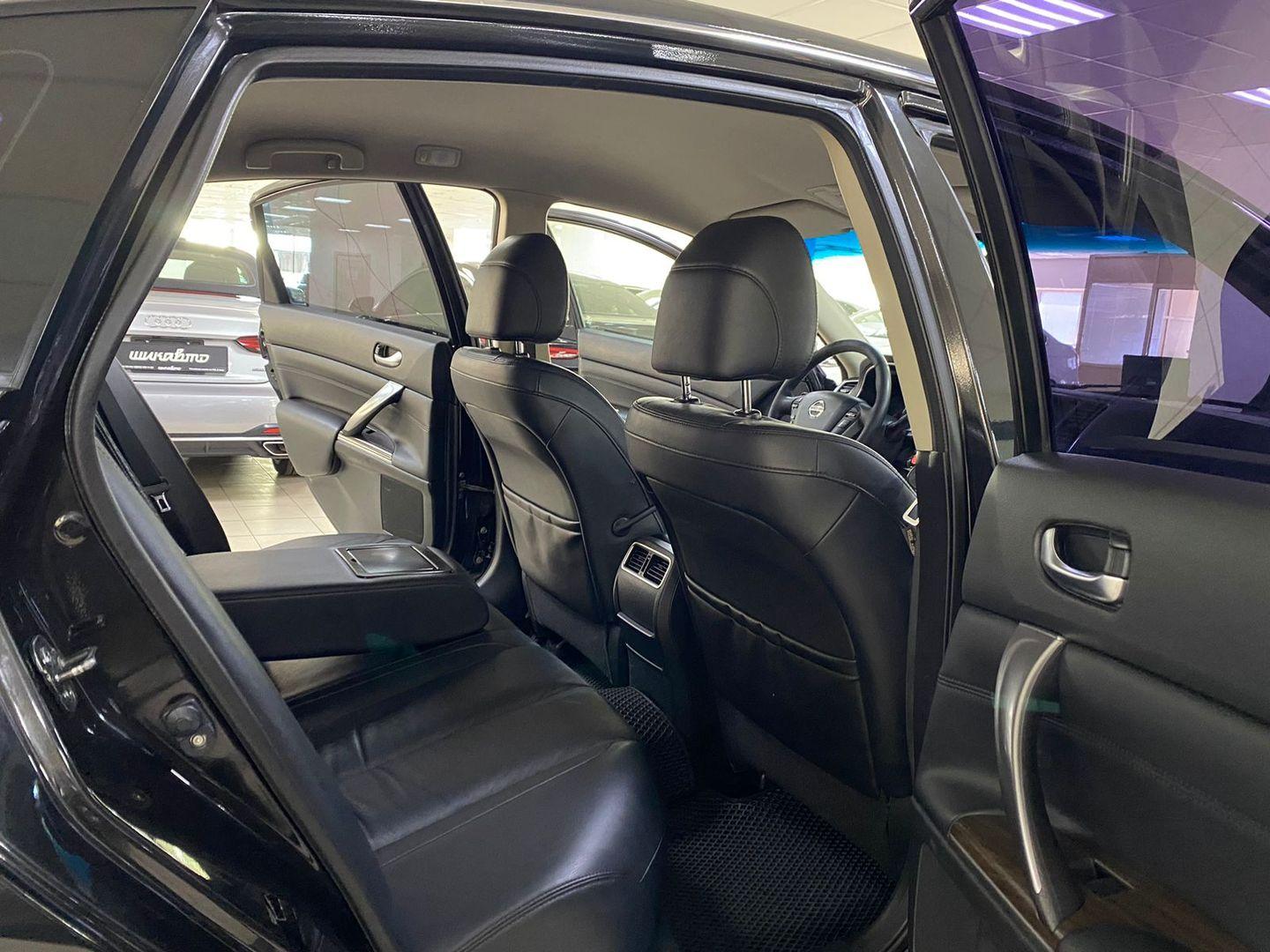 Nissan Teana