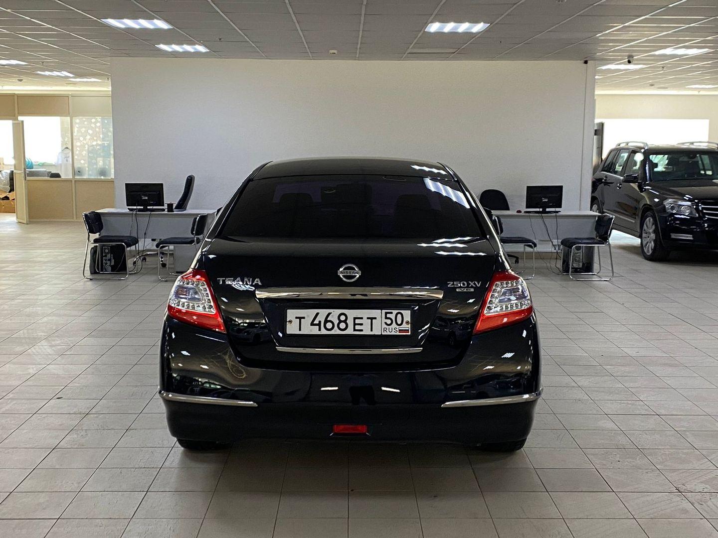 Nissan Teana