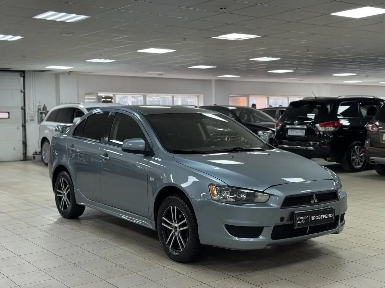 Mitsubishi Lancer