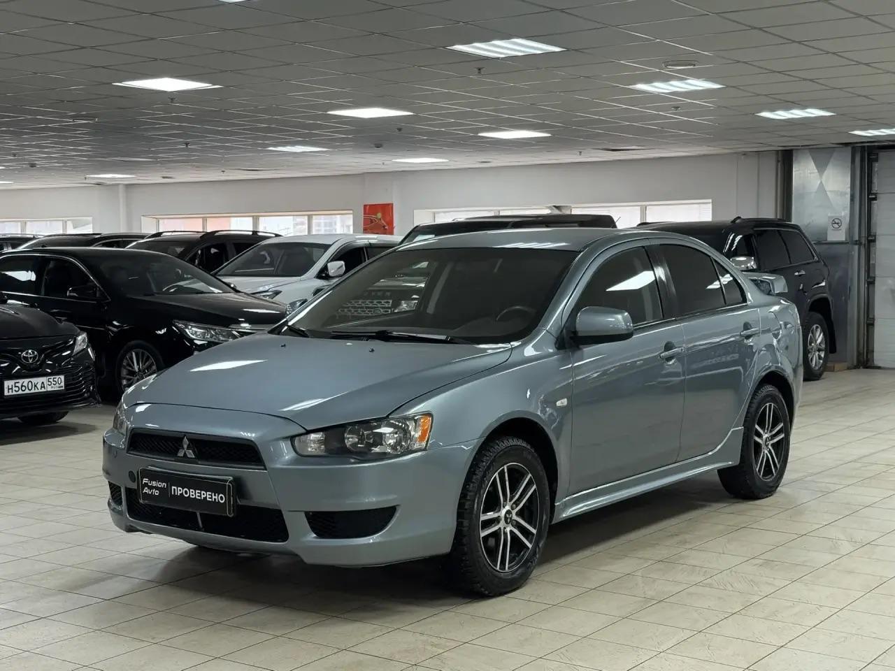 Mitsubishi Lancer