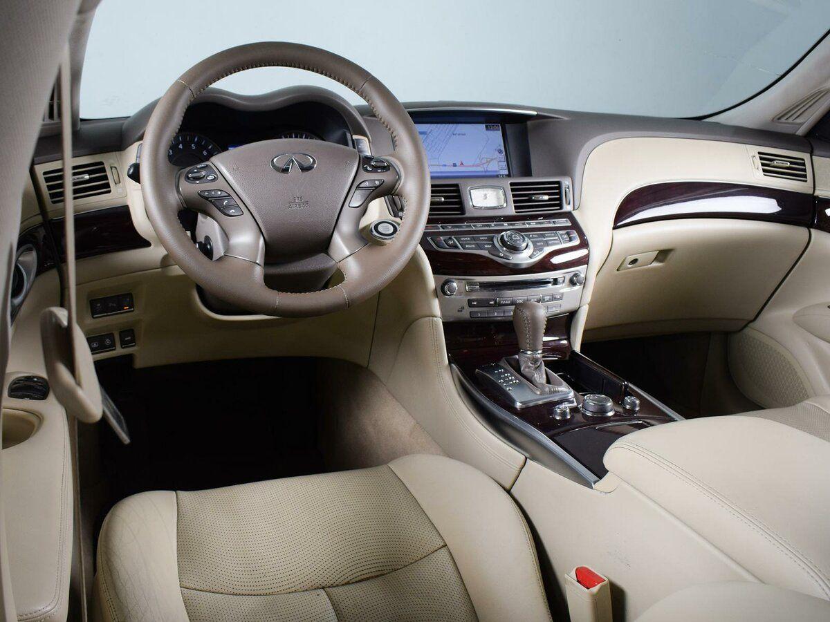 Infiniti Q70, 2014