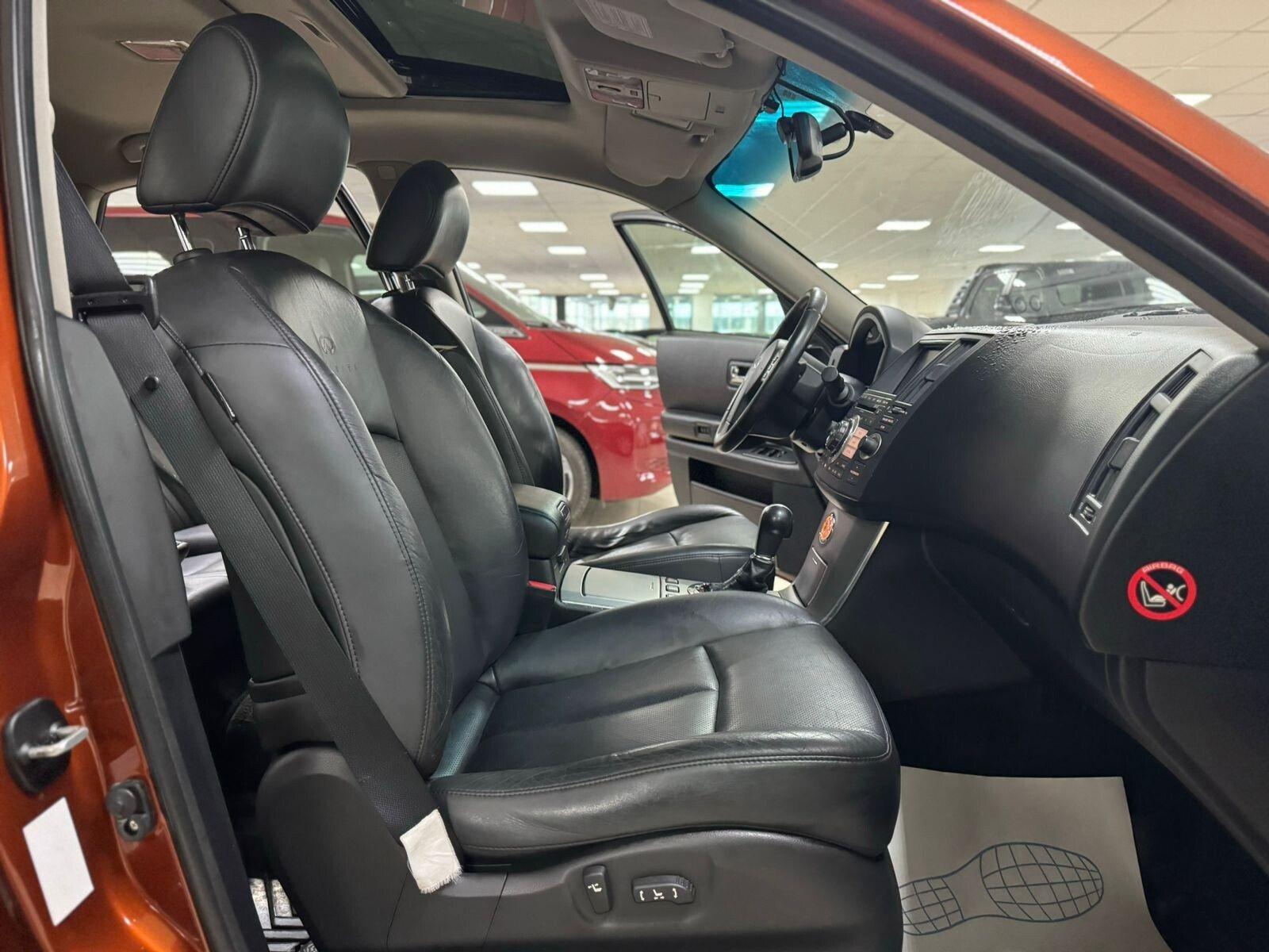 Infiniti FX
