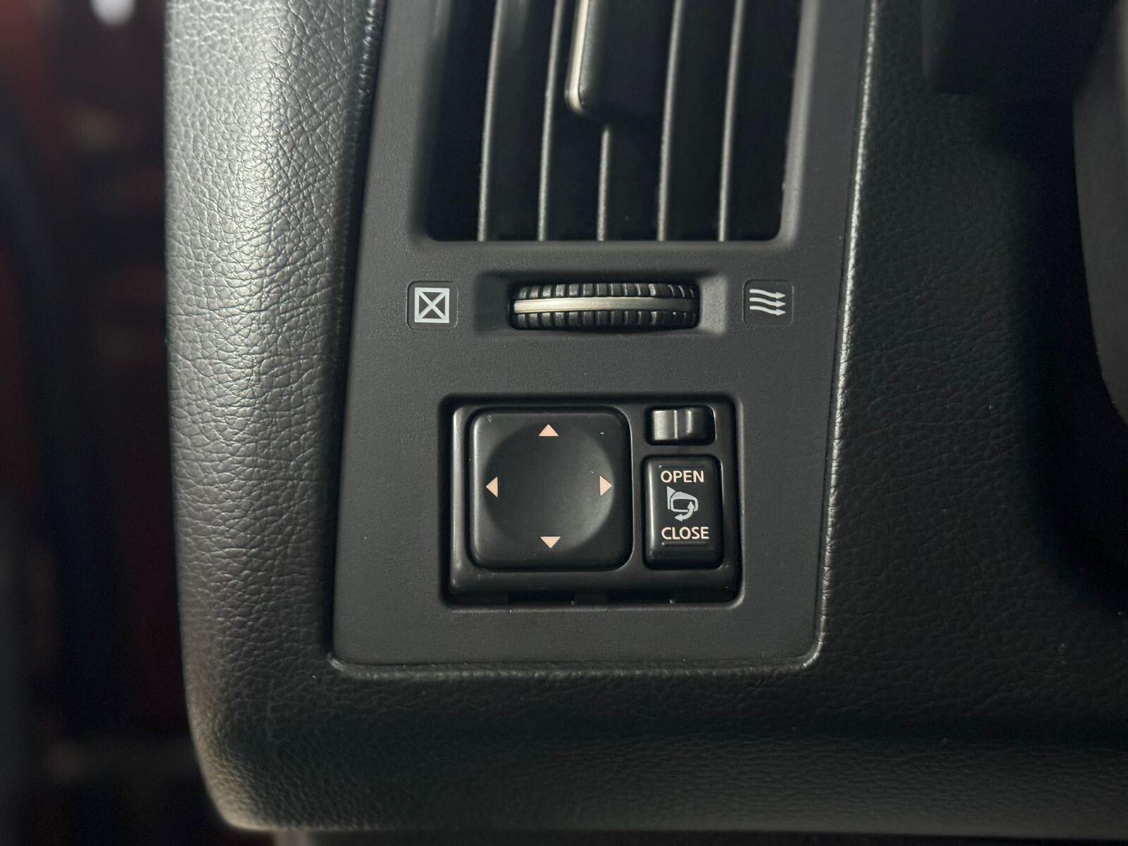 Infiniti FX