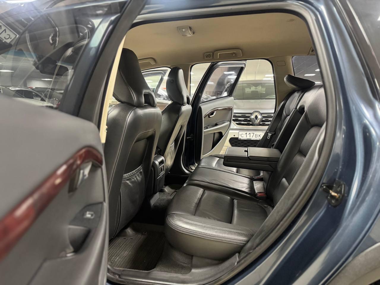 Volvo XC70