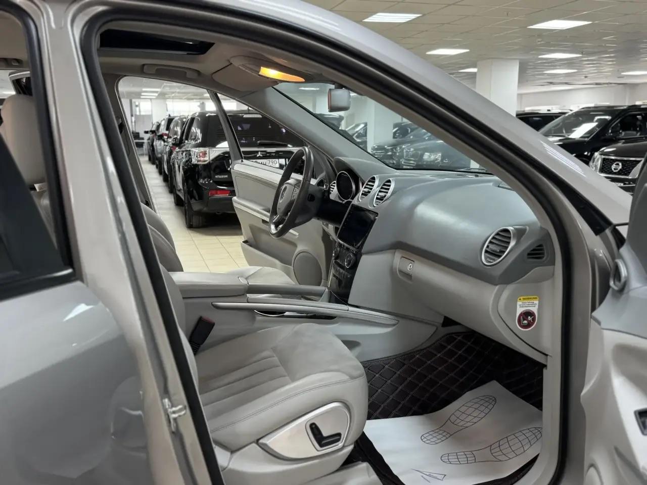 Mercedes-Benz M-Класс