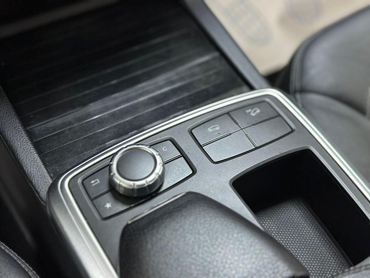Mercedes-Benz M-Класс