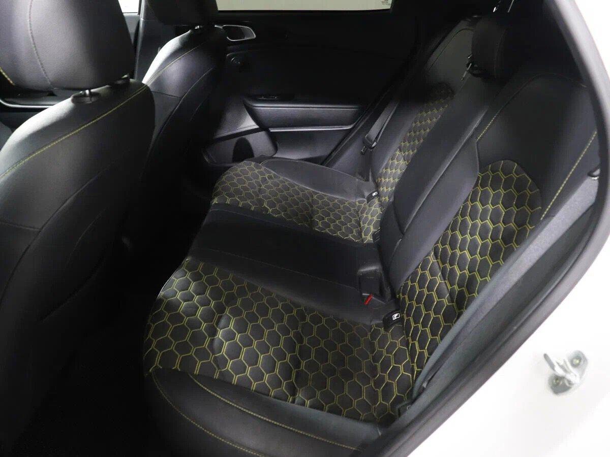 фото автомобиля 10
