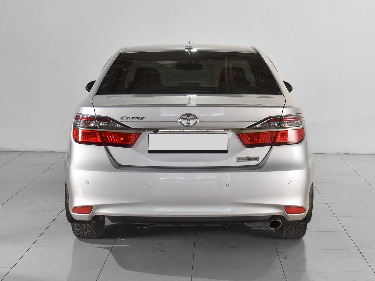 Toyota Camry, 2017