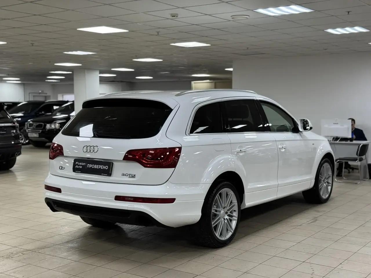 Audi Q7