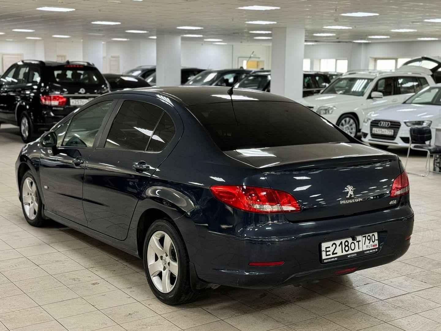 Peugeot 408