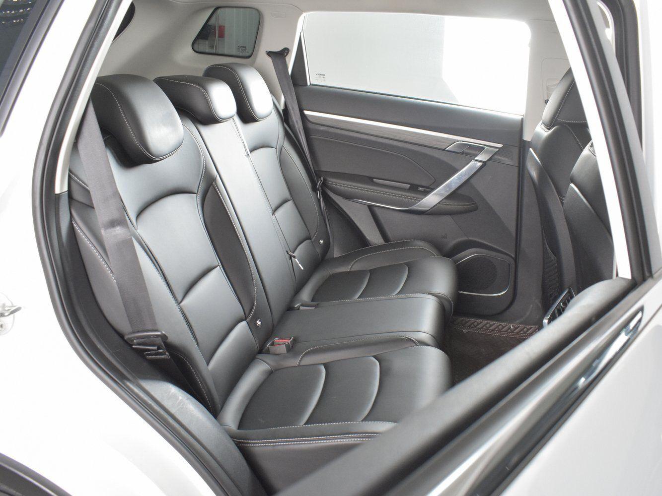 Geely Atlas, 2021