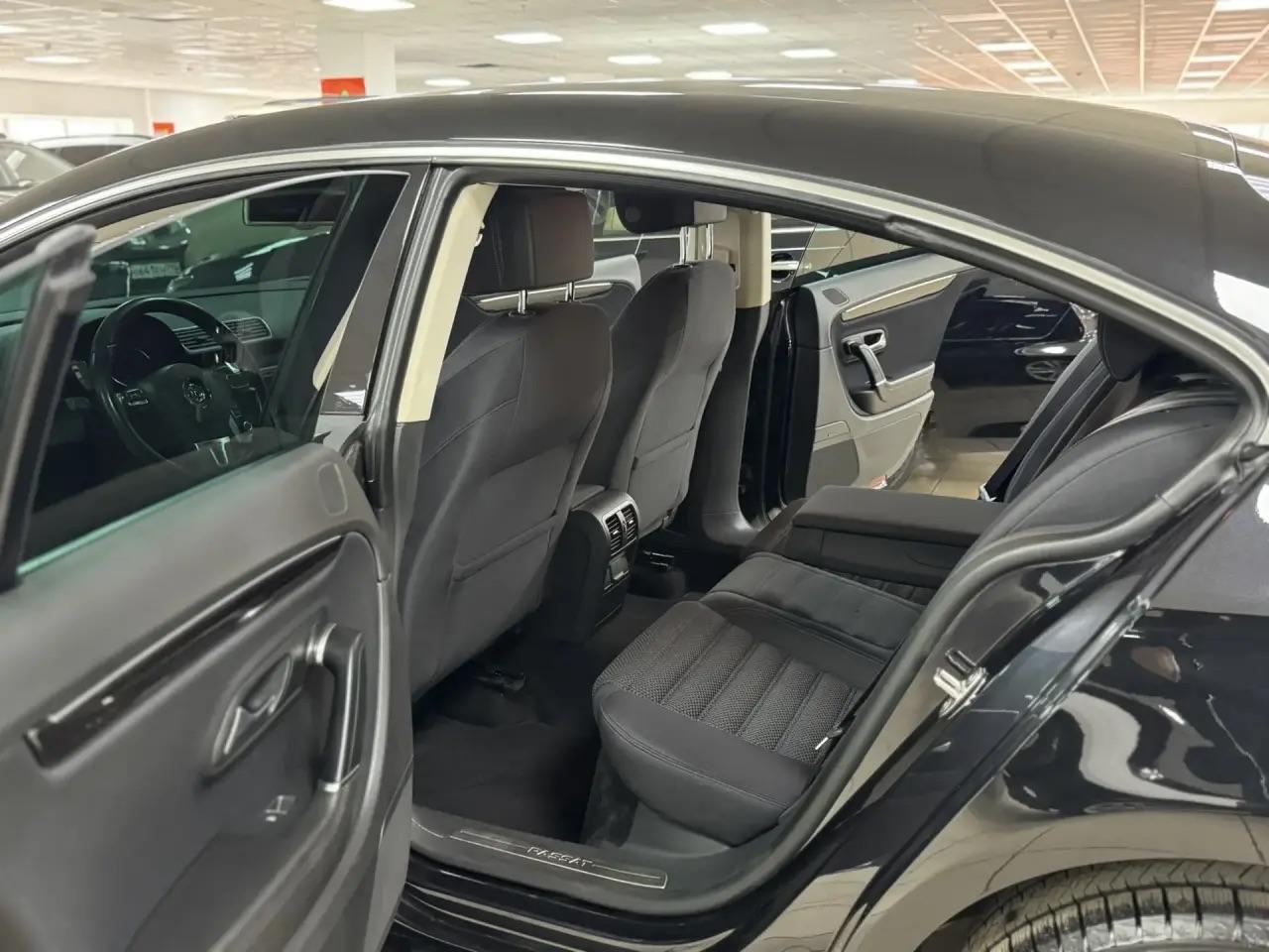 Volkswagen Passat CC