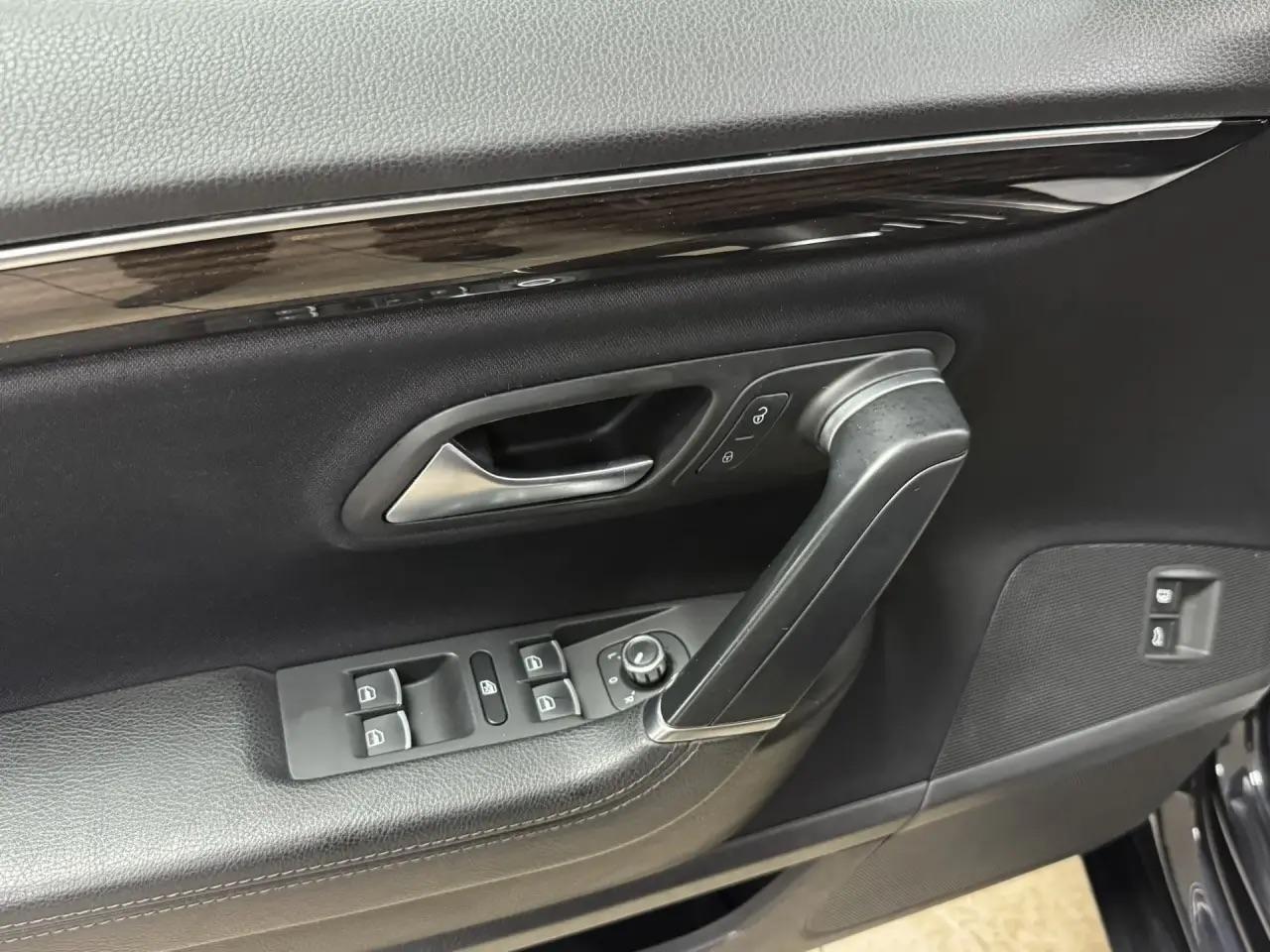 Volkswagen Passat CC