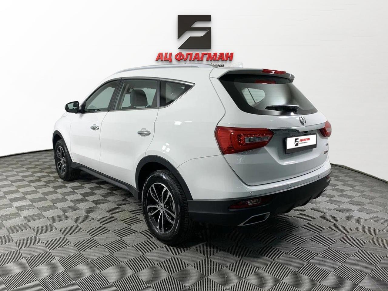 фото автомобиля 3