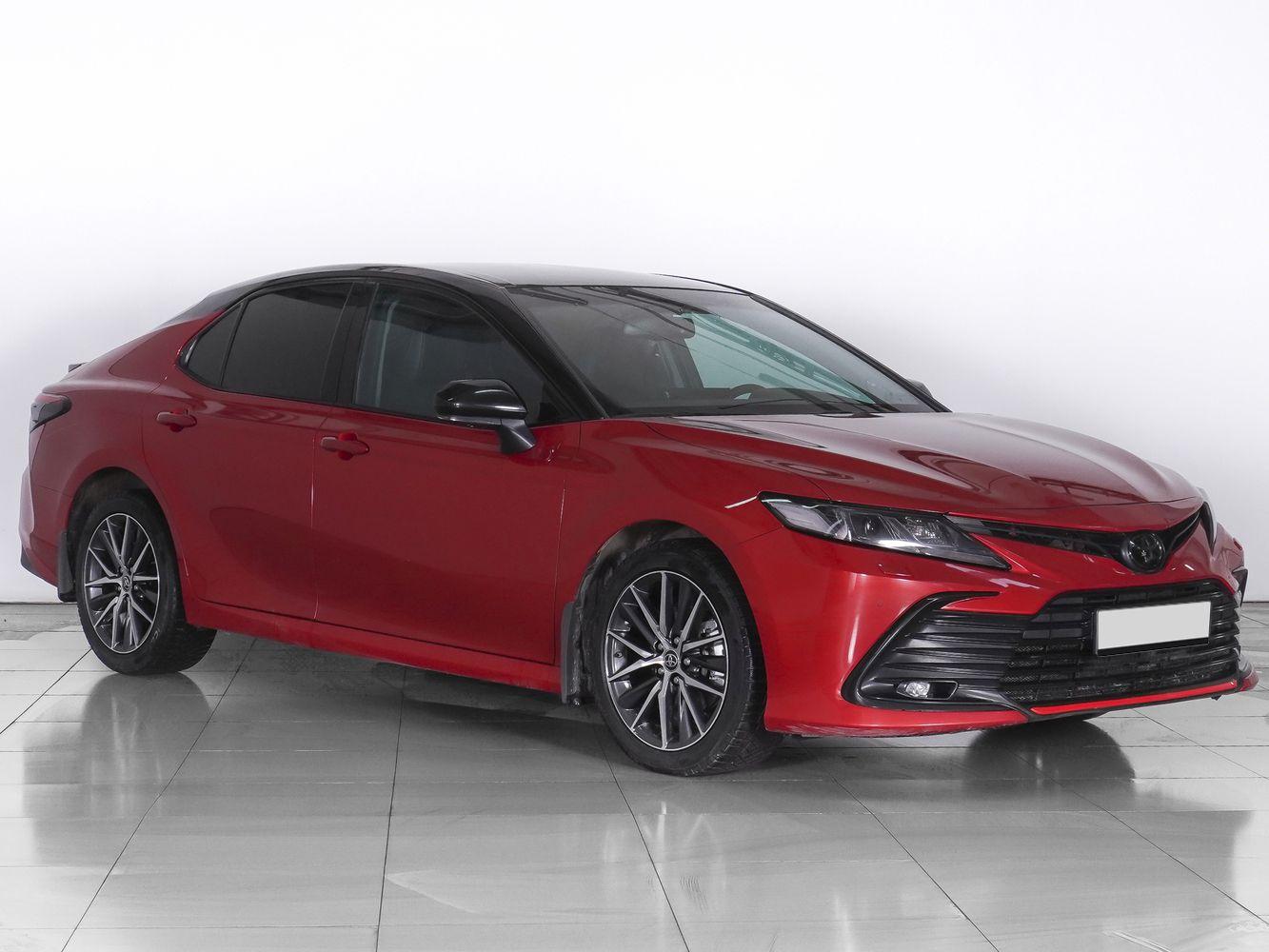 Toyota Camry 2021