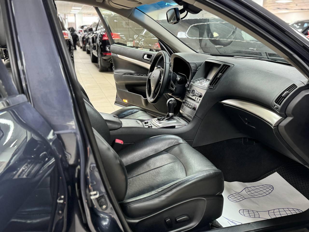 Infiniti G