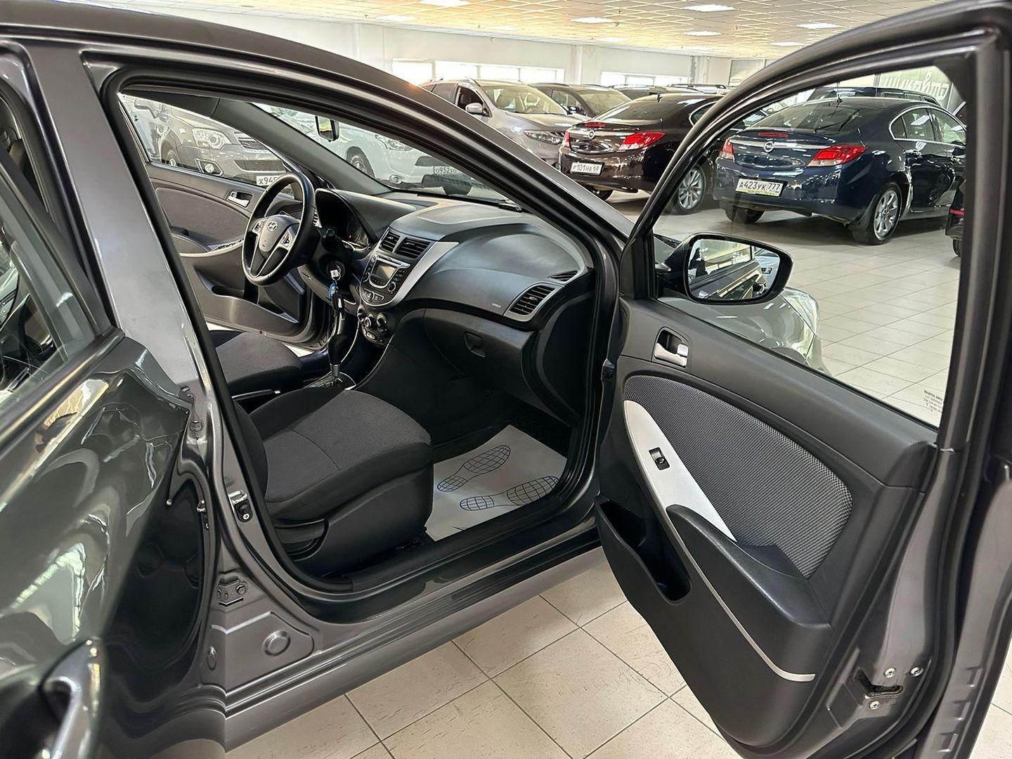 Hyundai Solaris