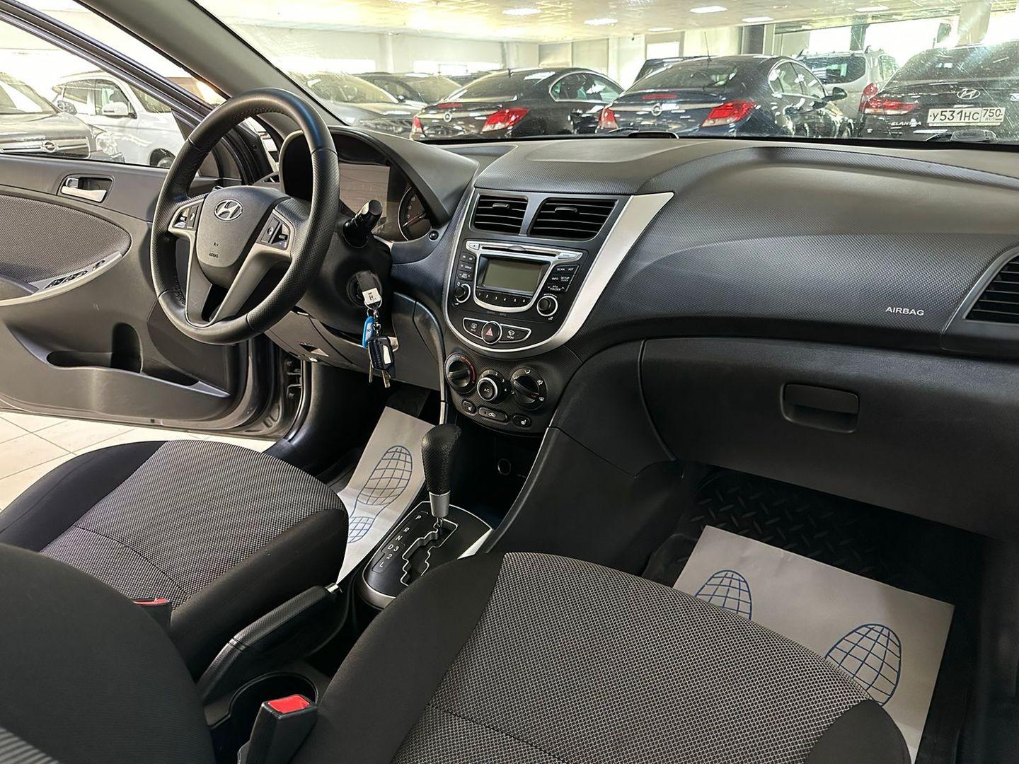 Hyundai Solaris