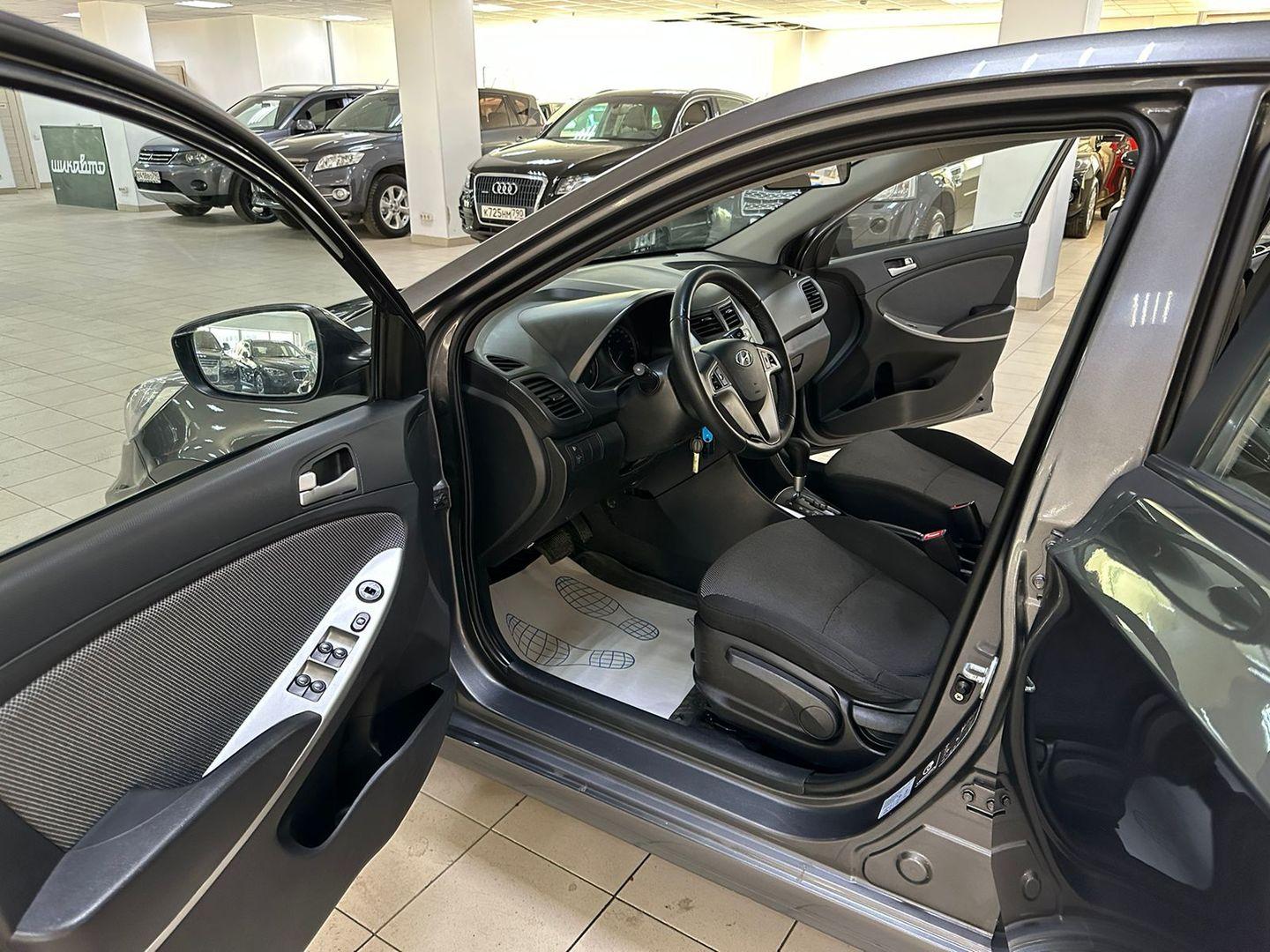 Hyundai Solaris