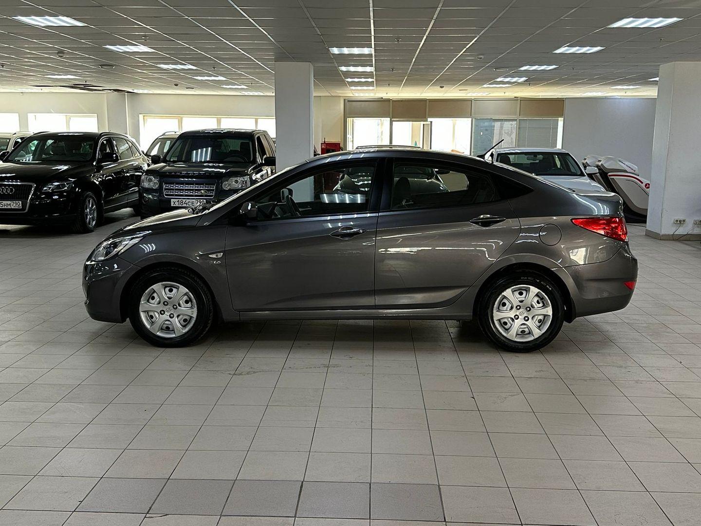 Hyundai Solaris