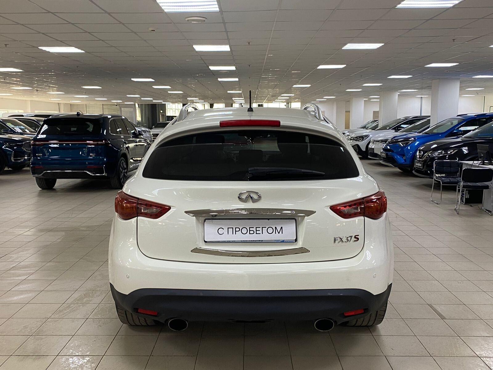 Infiniti FX