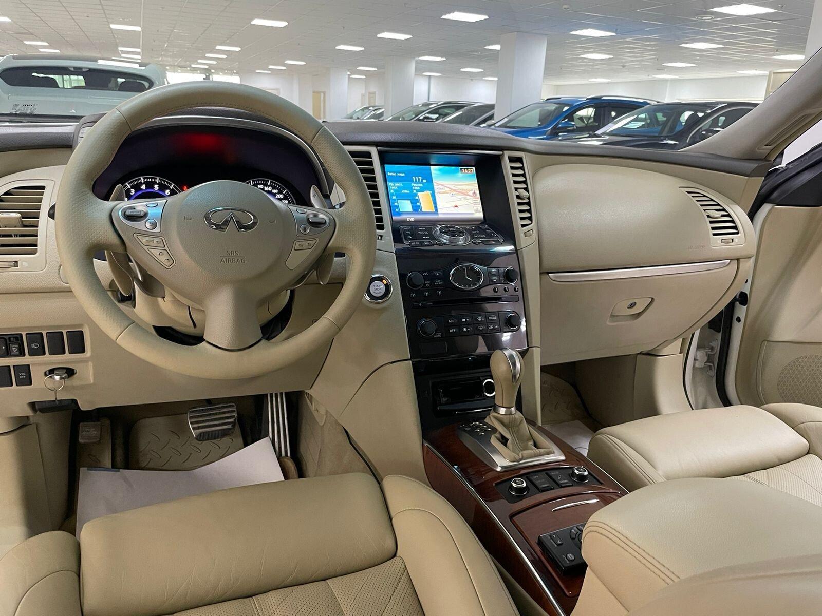 Infiniti FX
