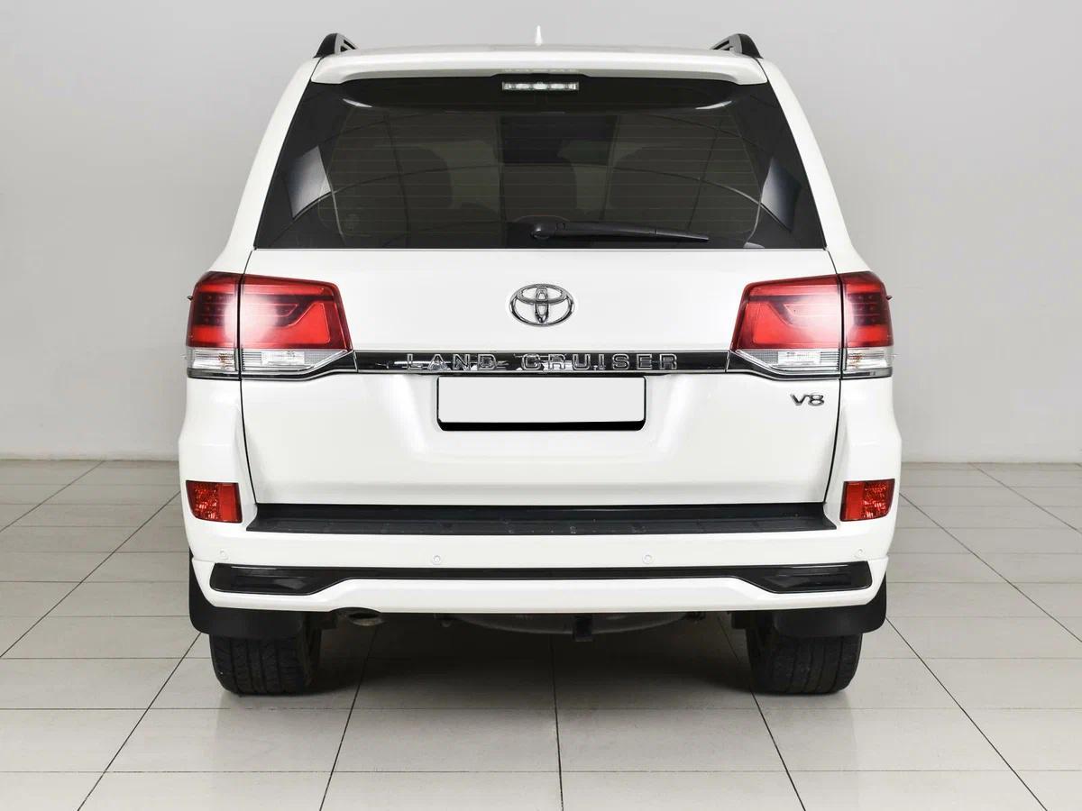 Toyota Land Cruiser, 2016
