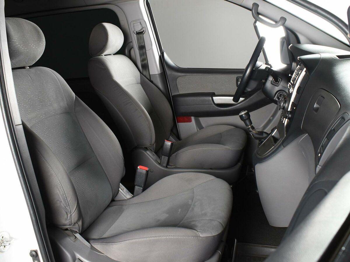 Hyundai H-1, 2011
