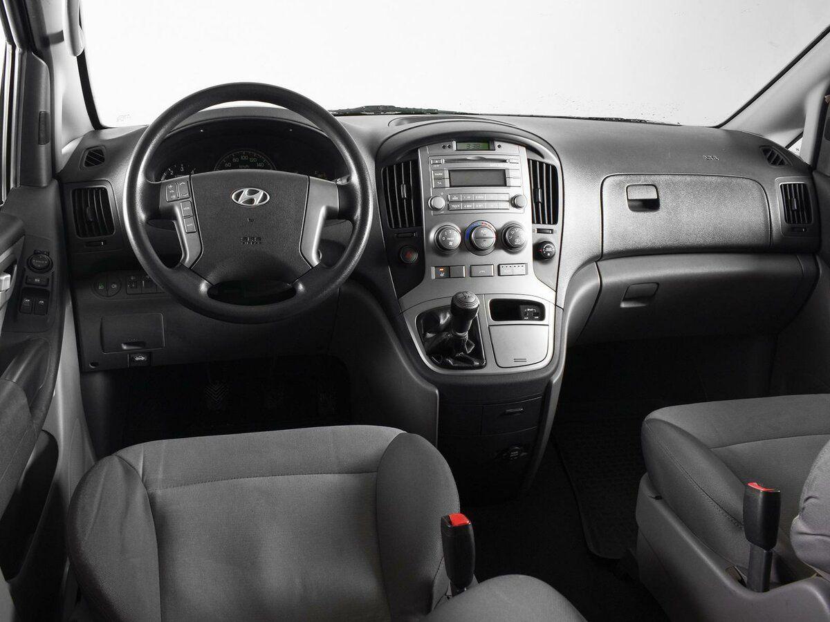 Hyundai H-1, 2011