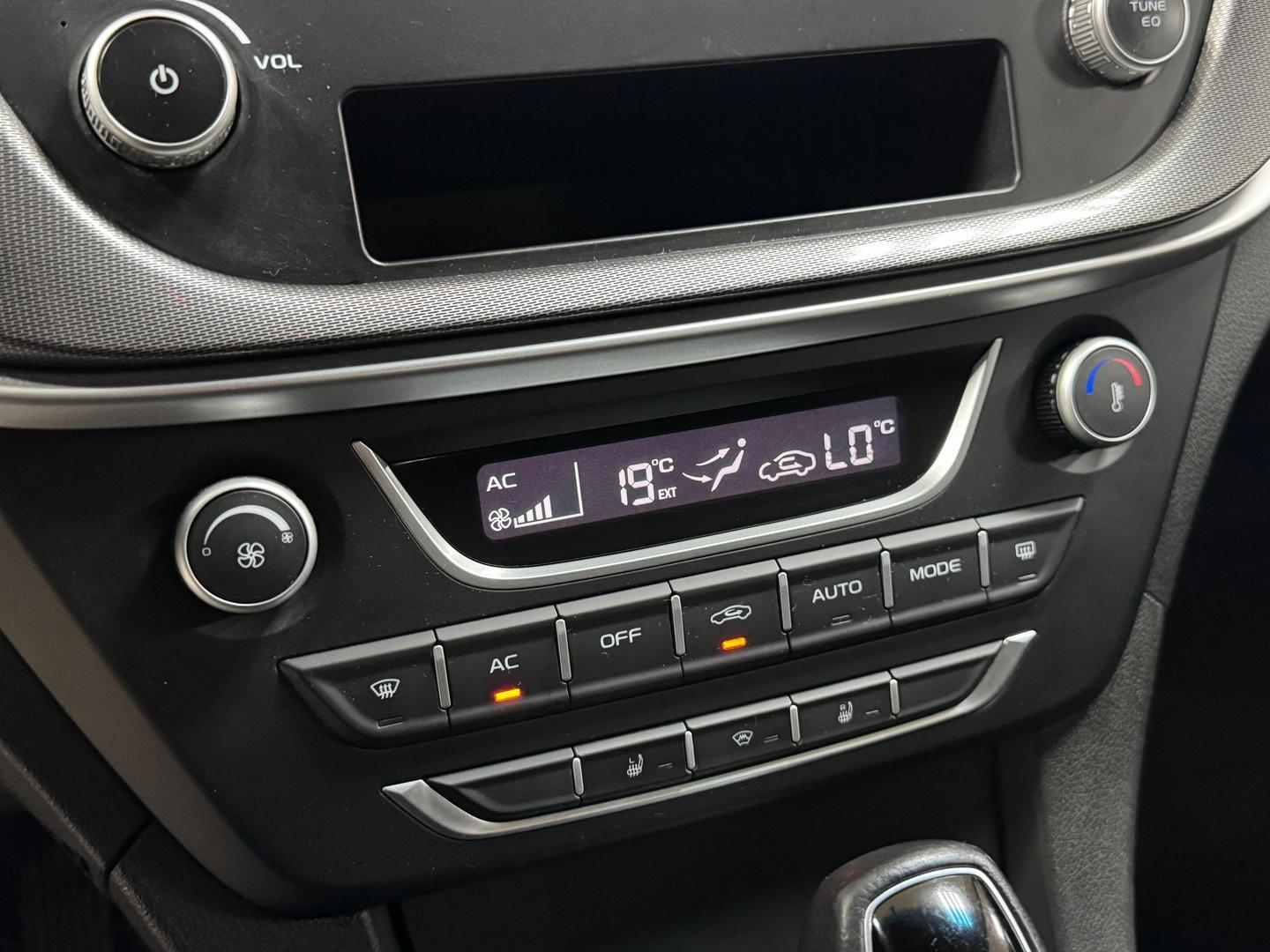 Geely Emgrand 7
