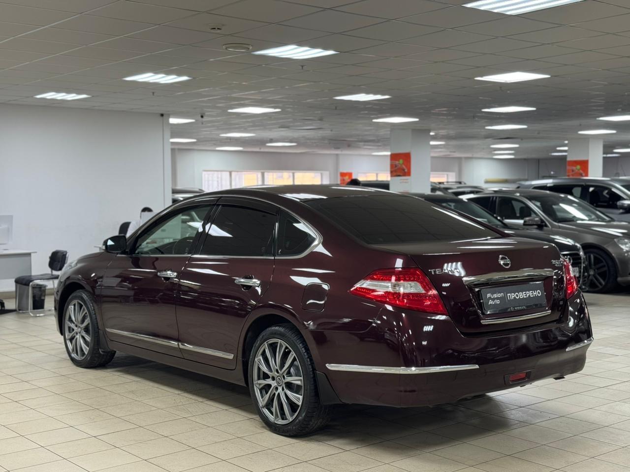 Nissan Teana