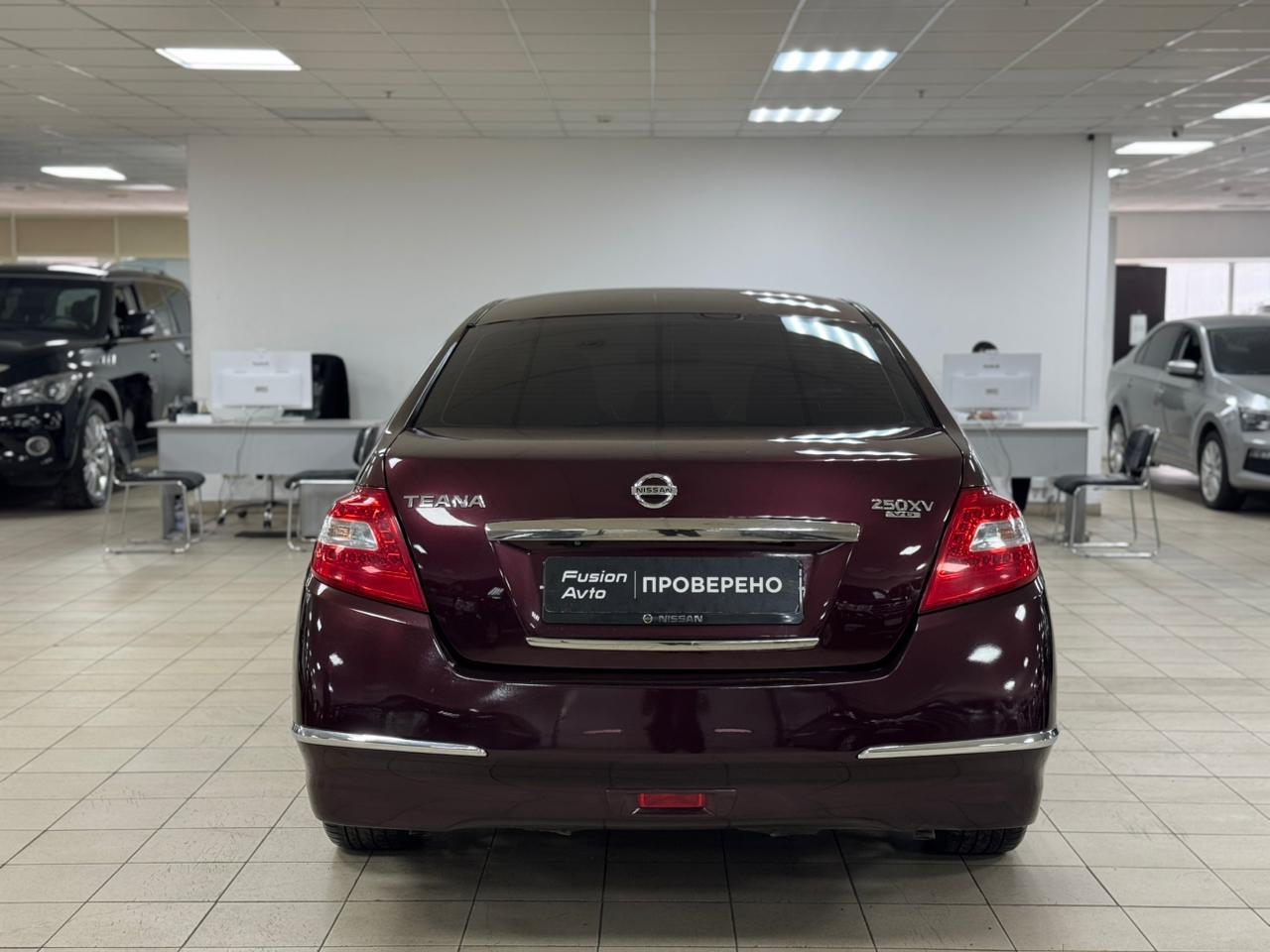 Nissan Teana