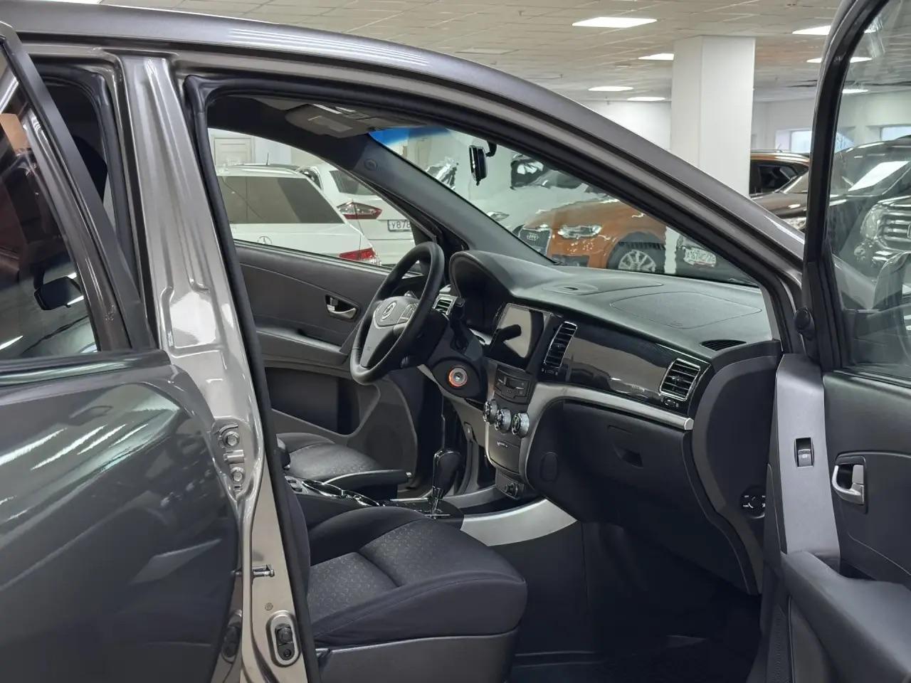 SsangYong Actyon