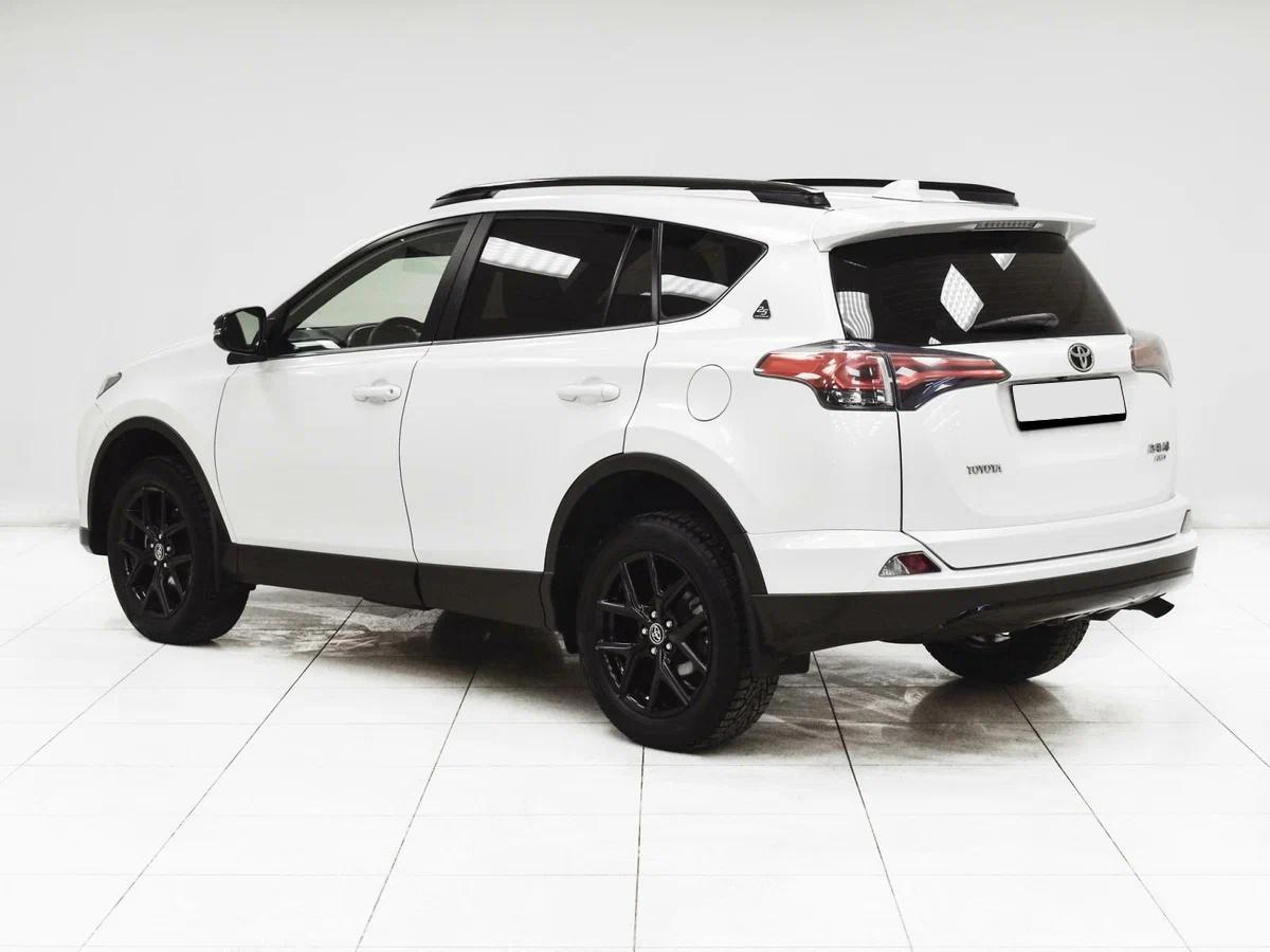 Toyota RAV4, 2016