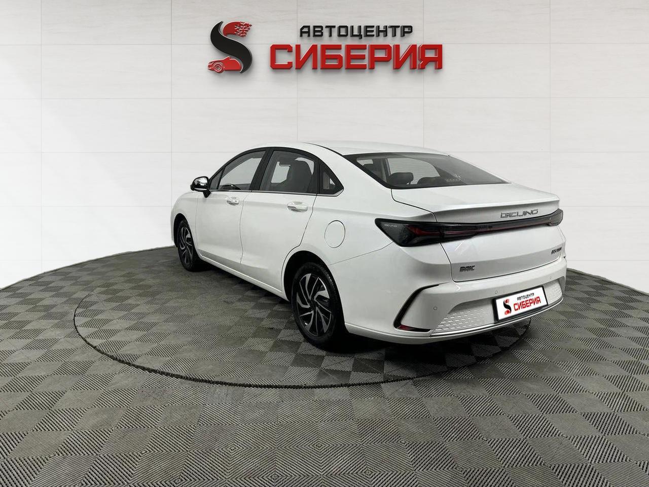 фото автомобиля 3