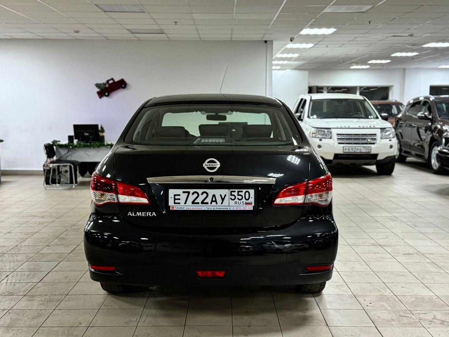 Nissan Almera
