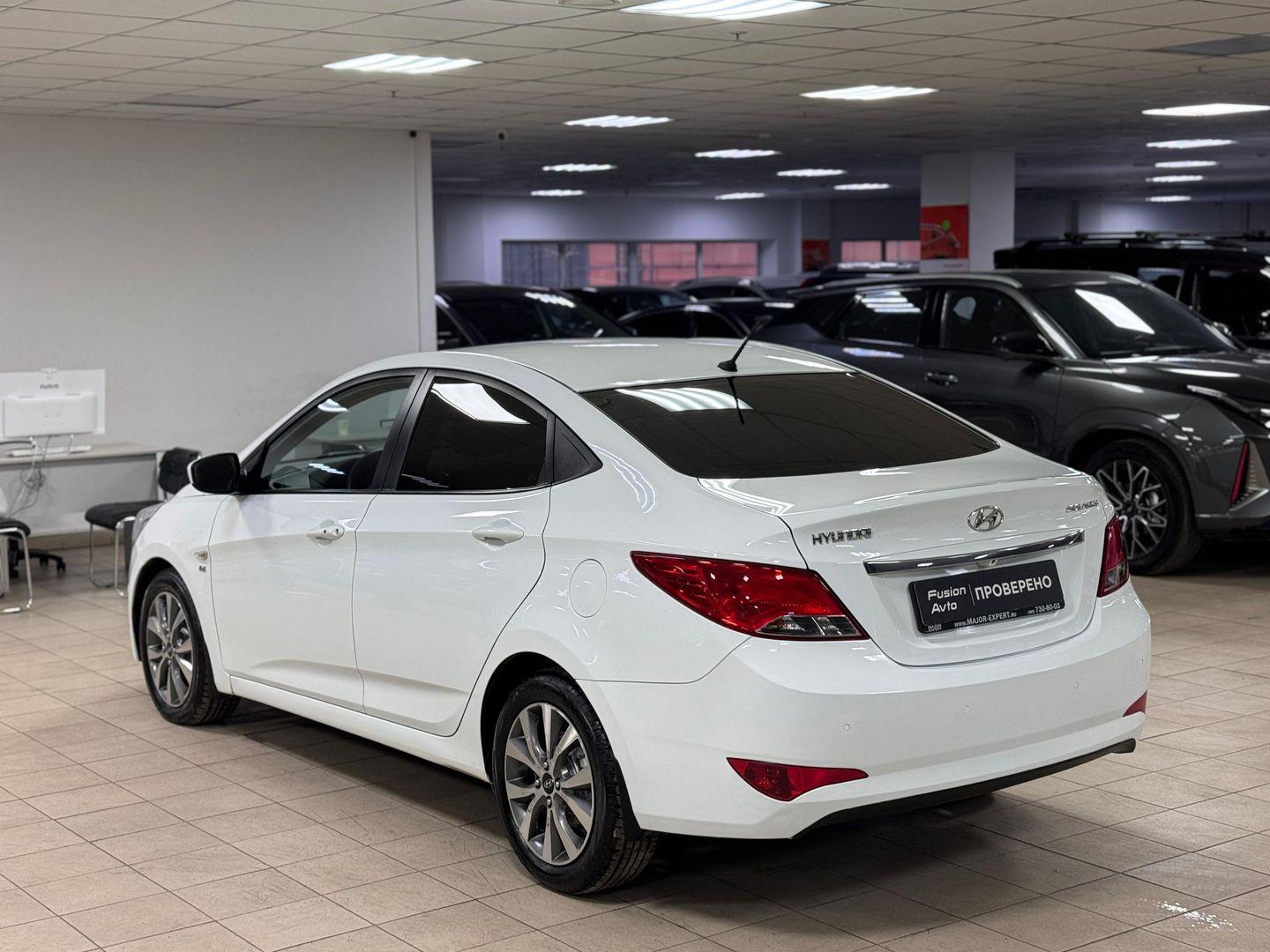 Hyundai Solaris
