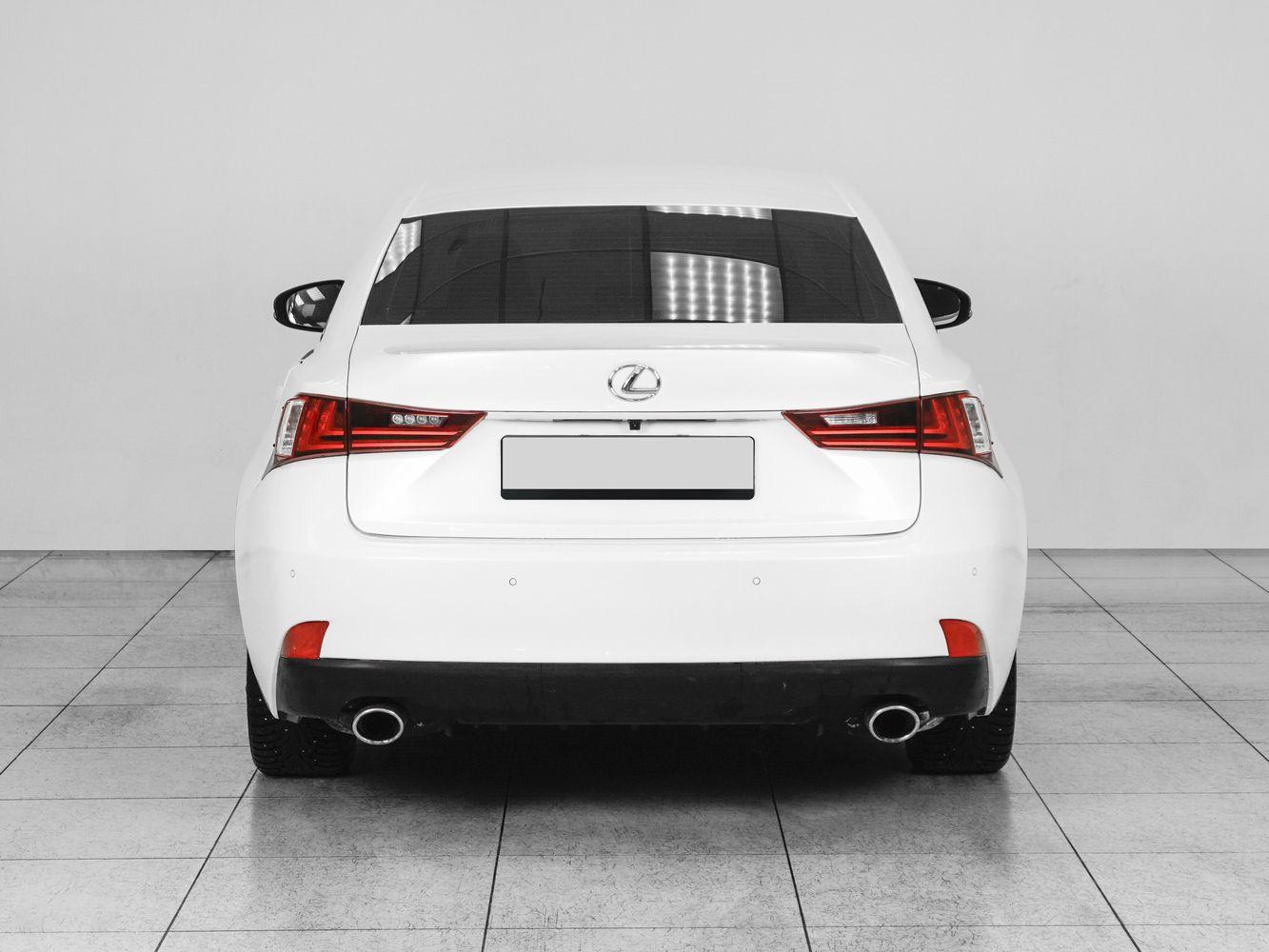 Lexus IS, 2014