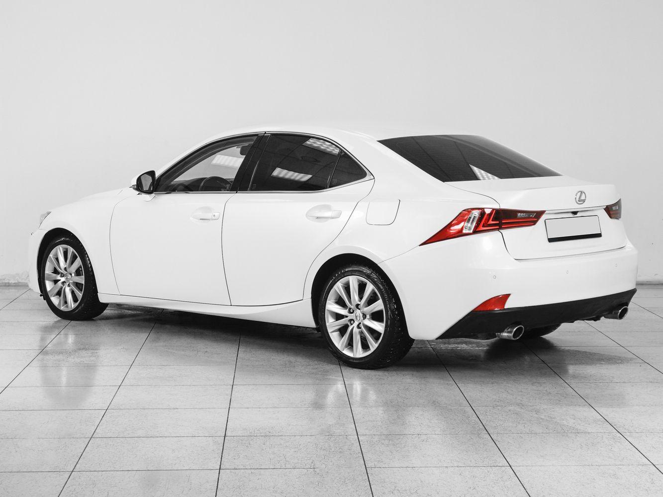 Lexus IS, 2014