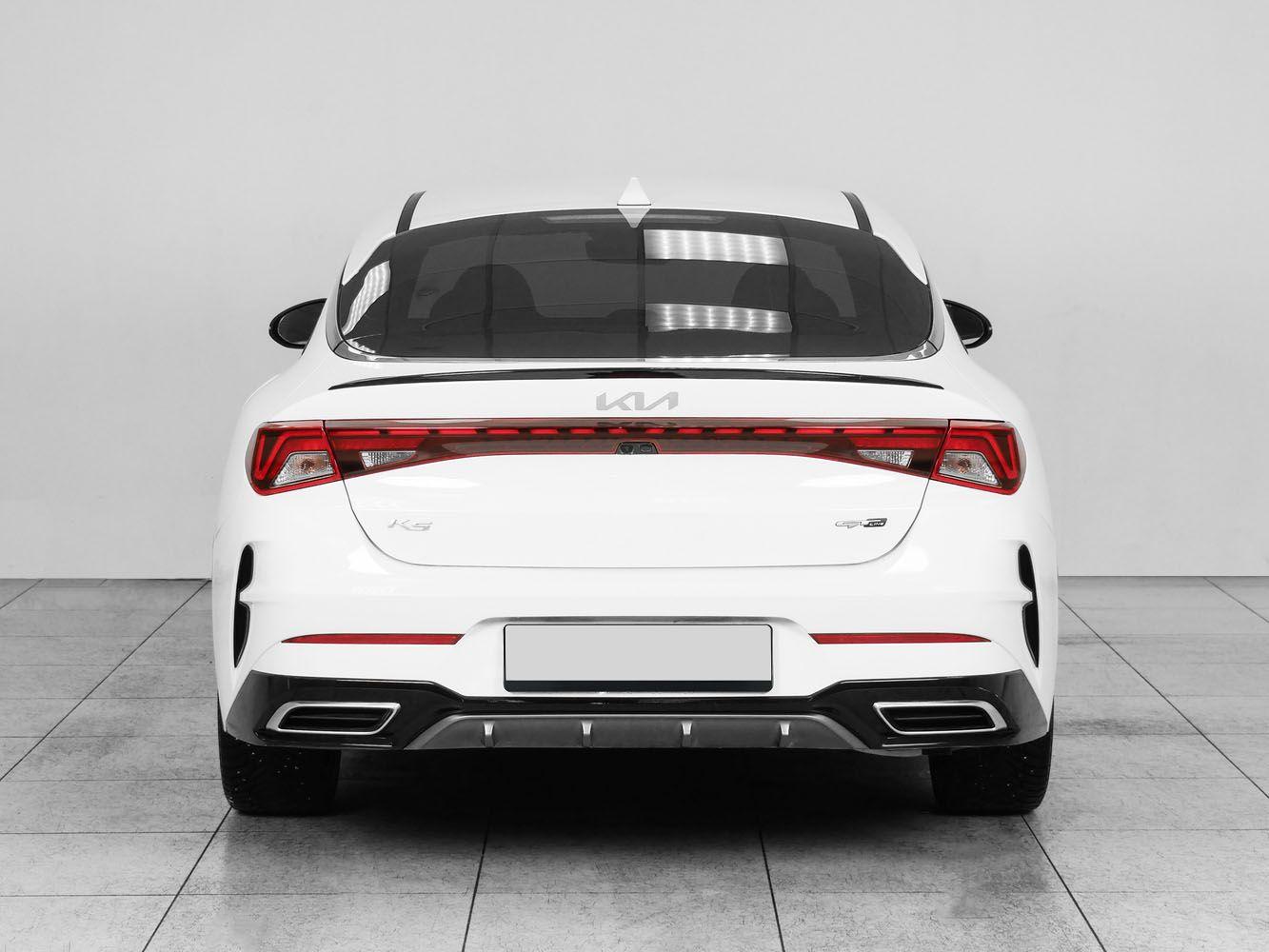 Kia K5, 2022